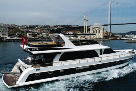 Private Yacht Tours on The Bosphorus